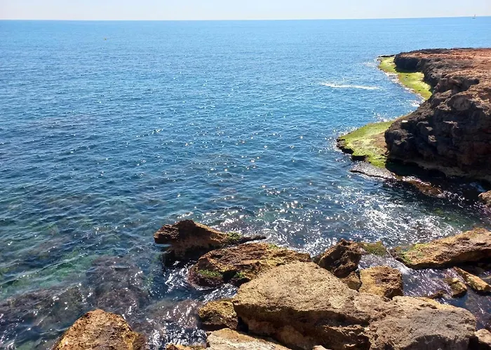 Apartment Only 250M From The Beach Los Locos