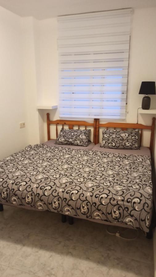 Only 250m From The Locos Apartment *