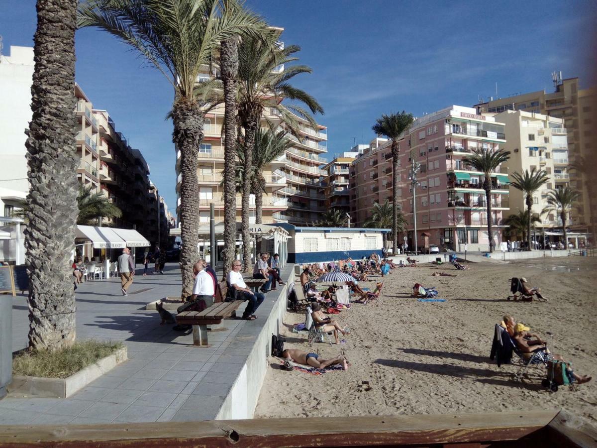 Only 250m From The Locos Apartment *
